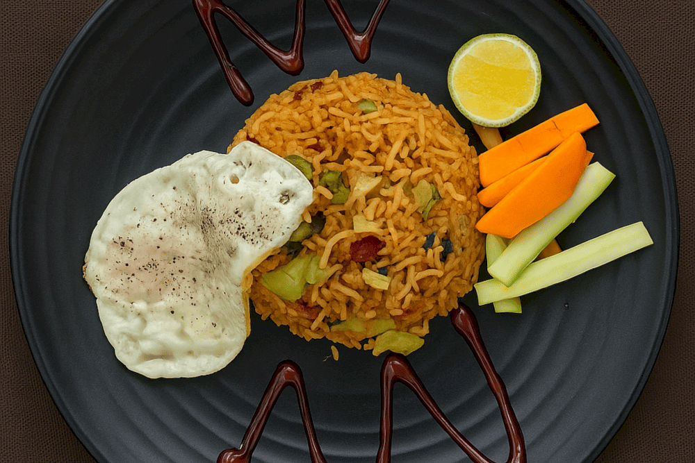 Kachi Kitchen, a welcoming spot on Hang Dau Street, invites you to explore its unique blend of Indian and Vietnamese Halal cuisine